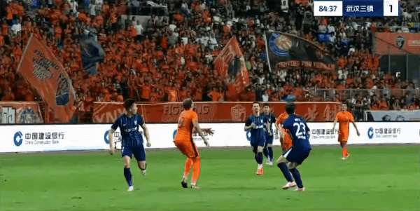 中国足彩网-中超战报：罗竞世界波，李松益自摆乌龙，云南玉昆2-1武汉三镇