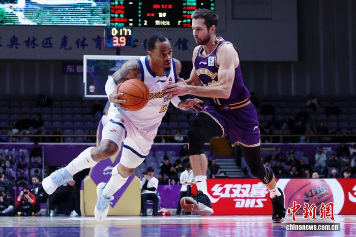 足彩网-CBA常规赛：北京控股队负于浙江方兴渡队|浙江队|体育馆|男子篮球|职业联赛|北控男篮_新浪体育_新浪新闻