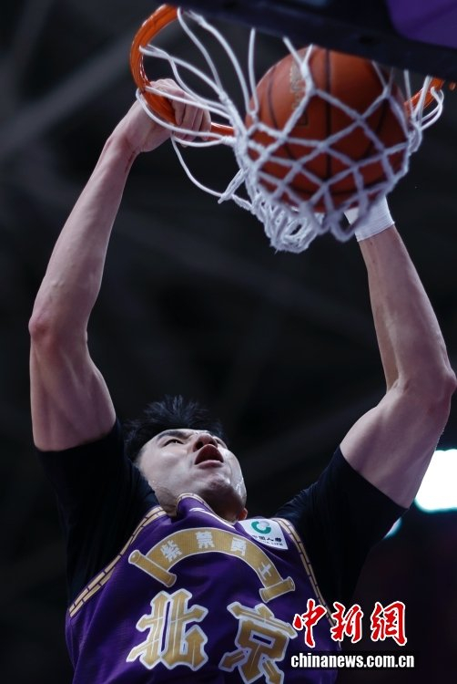 足彩网-CBA常规赛：北京控股队负于浙江方兴渡队|浙江队|体育馆|男子篮球|职业联赛|北控男篮_新浪体育_新浪新闻
