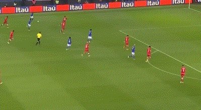 中国足彩网比分直播-【热身】内马尔破门+造红 拉菲尼亚2射1传 巴西5比1