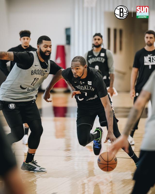 足彩网-纳什：KD想让我下课的报道并不准确 家人也会争吵