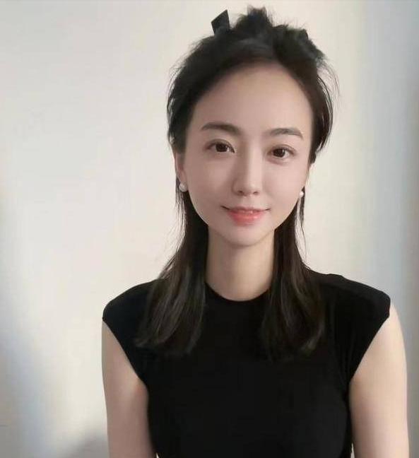 许家印被捕倒台后,恒大歌舞团长白珊珊,居然嫁给了这个男人