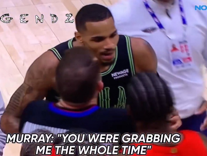 中国足彩网-穆雷怒喷：TM站起来啊混蛋 逼逼赖赖啥？谢德：领先15分还搞这些