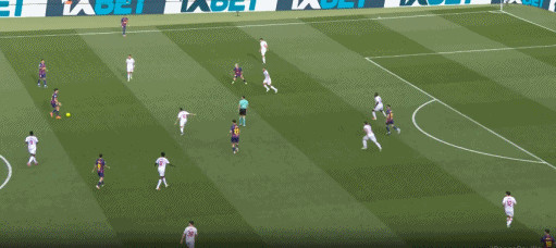 中国足彩网-半场：巴萨3-1塞维利亚，拉菲尼亚点射双响，奥尔莫破门